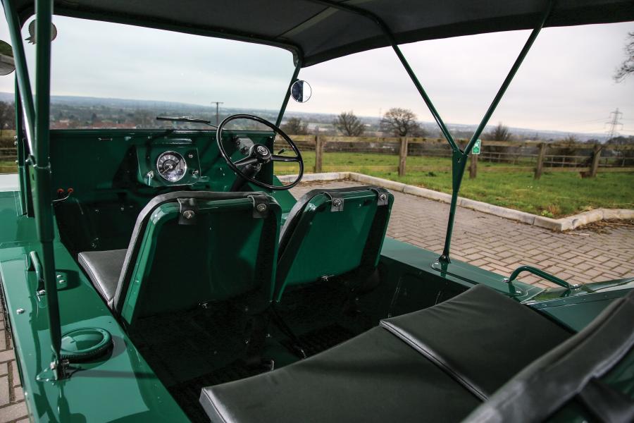Интерьер Austin Mini Moke 1964 года  (UK) (фото 14 из 14)
